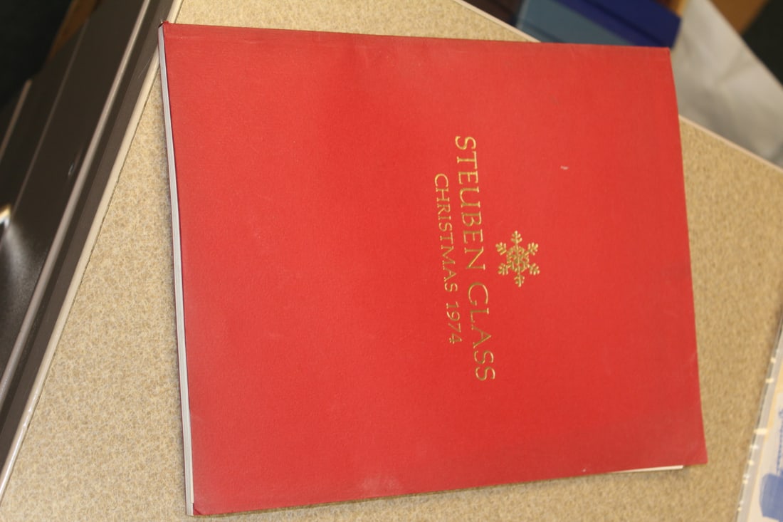 Softcover Book: Steuben Glass Christmas 1974: as shown on photos