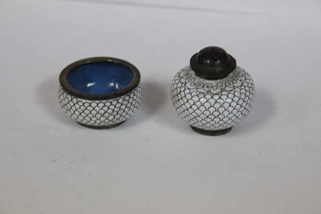 A Set of 2 Cloisonne Salt and Pepper: as shown