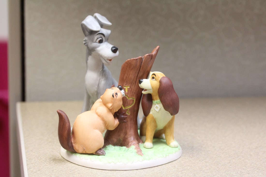 Disney Lady and the tramp figure: ceramic, limited edition, 5 1/2" tall