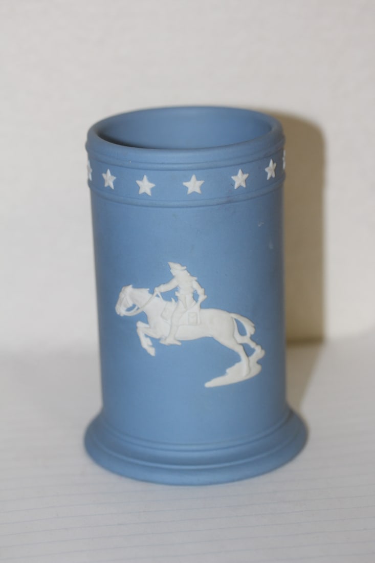 Wedgwood Jasperware Cup or Holder: 4 inches tall