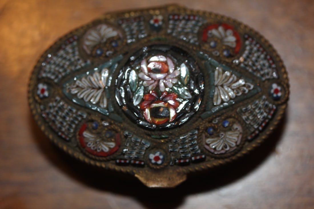 Micromosaic Trinket Box: vintage - 2" across