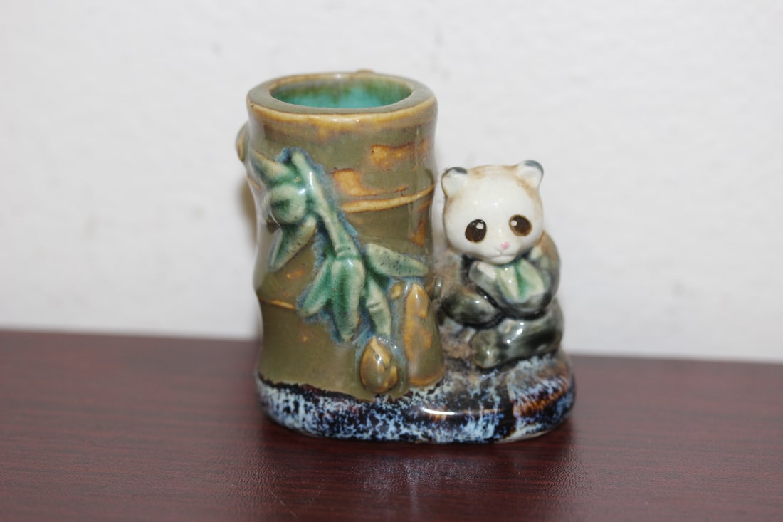 A Chinese Vintage Pottery Toothpick Holder: marked China - mid 20th century - 2 3/8" tall