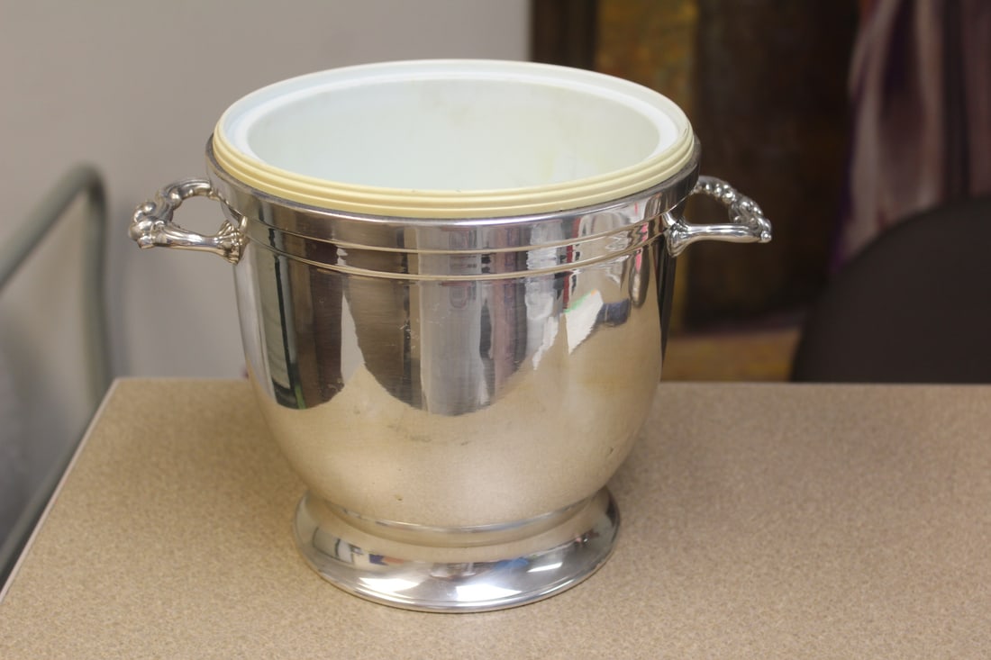 English Silverplate Ice Bucket: please note: no lid, minor dents as shown - 7 inches tall