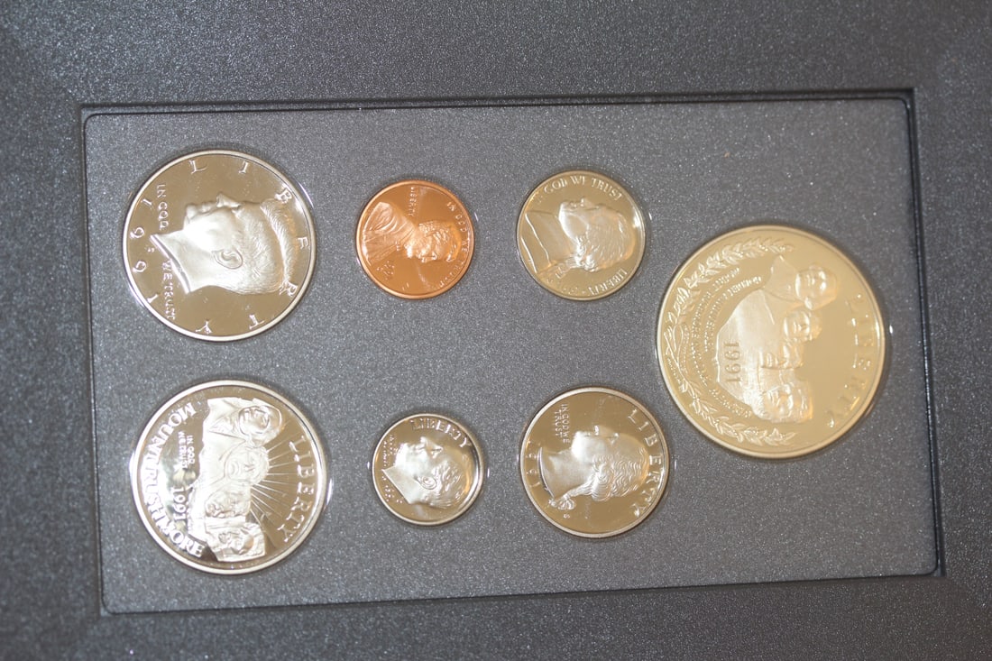 1991 US Prestige Coin Set: largest coin= 90% silver