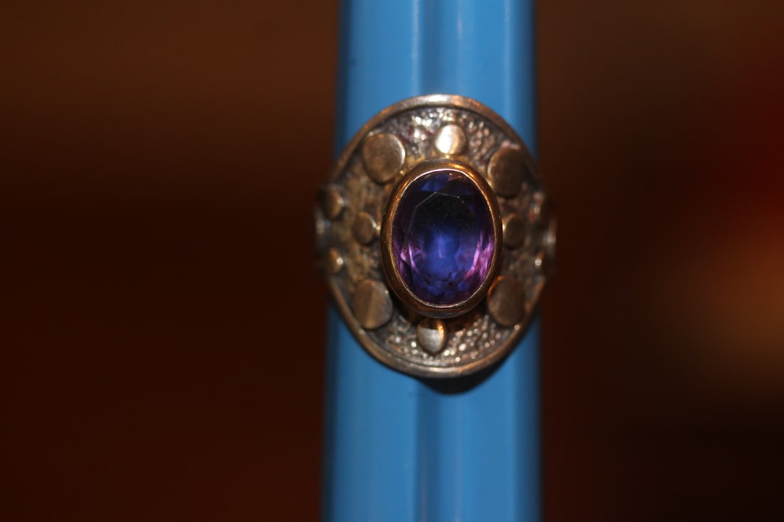 Sterling and Amethyst Stone Ring: as shown