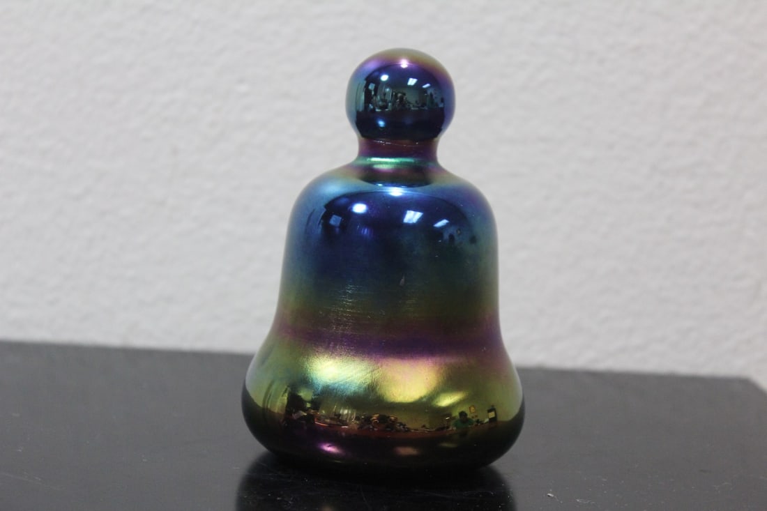 An Iridescent Gibson Paperweight: 4 1/2" tall