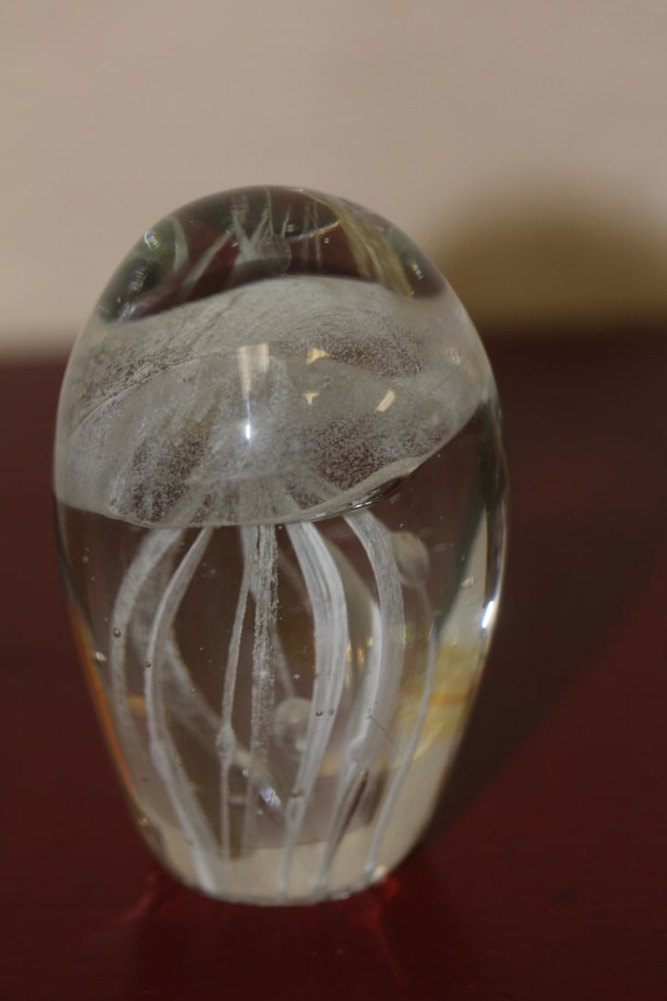 Jellyfish Paperweight: 3" tall