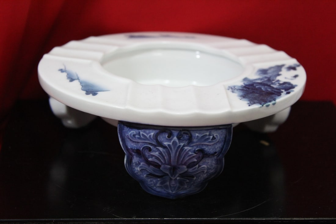 A Signed Japanese Blue and White Ashtray: 3-legged - 7 1/4" in diameter
