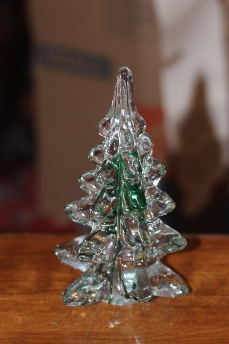 Christmas Tree Form Paperweight: 6 5/8" tall