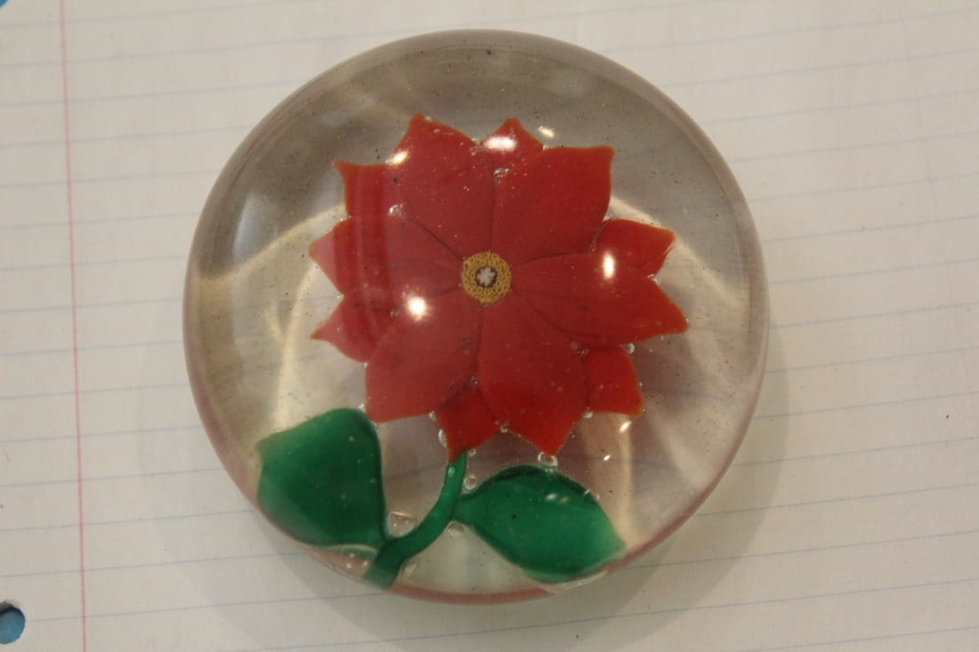 Rose Artglass Paperweight: 3 1/4" in diameter
