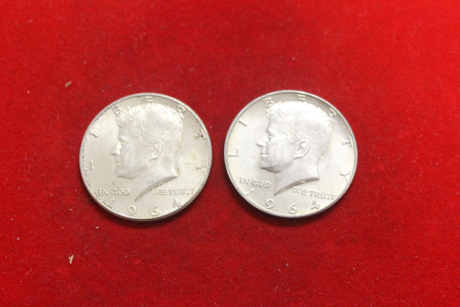 Lot of 2 1964 Kennedy silver Halves: 90% silver