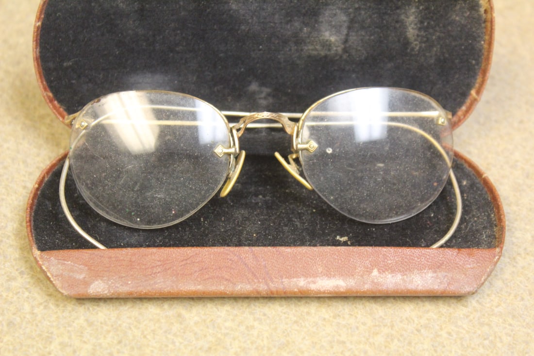 Pair of Vintage Gold Filled Glasses (1 of 3)