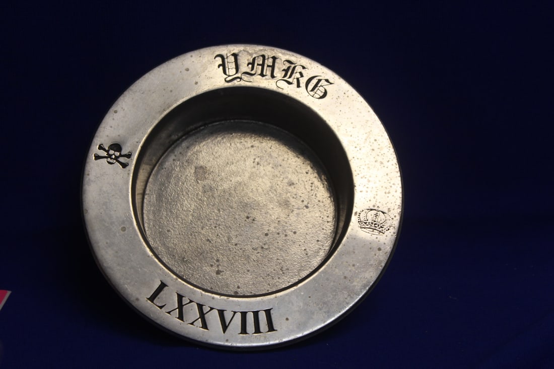 Pewter Tray: 6 1/2" in diameter