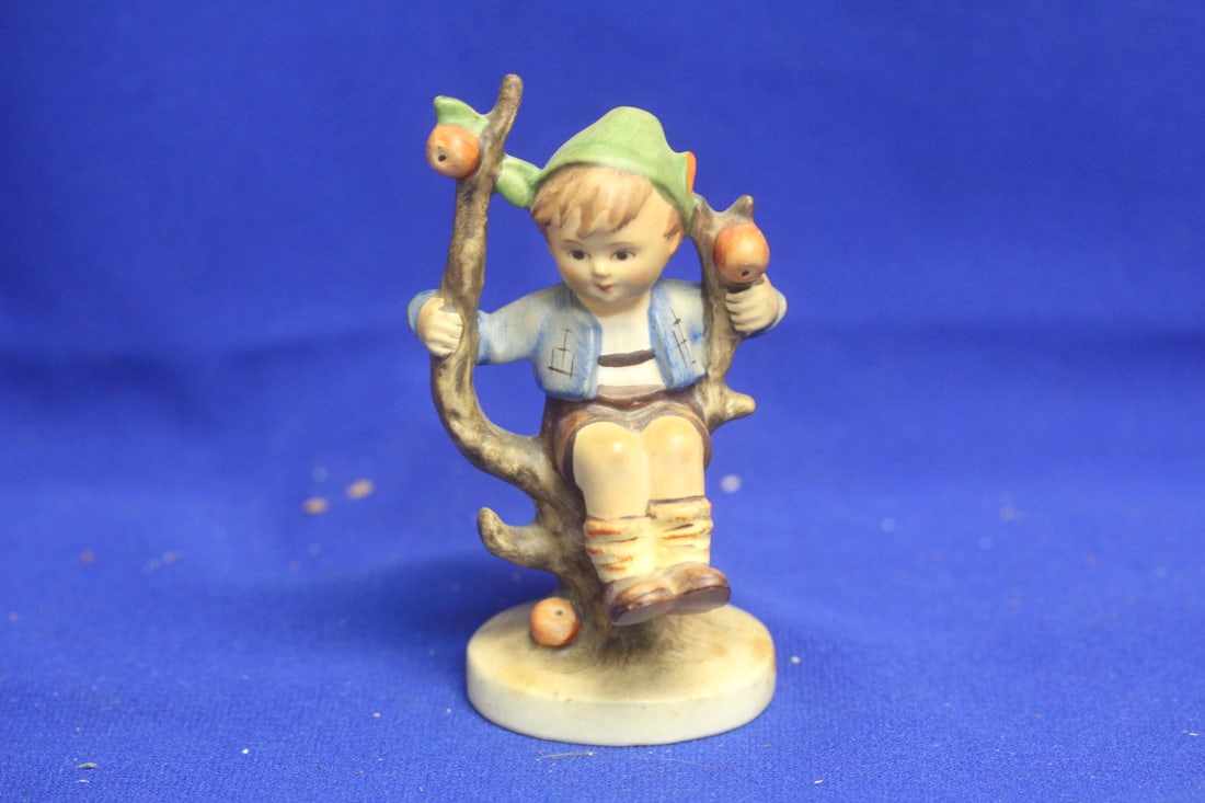 Vintage Full Bee Hummel (1 of 8)