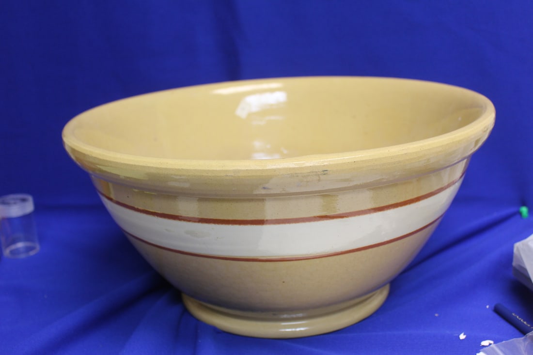 A Huge Unmarked Roseville Pottery Bowl: 15 inches in diameter - 7 1/4" tall