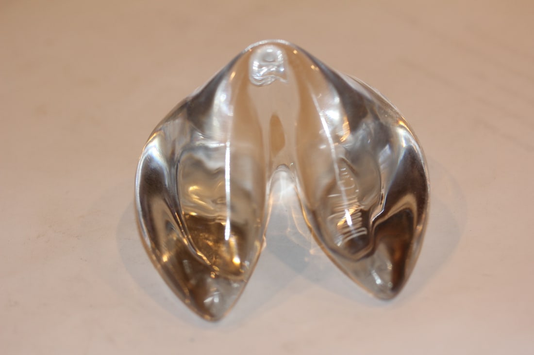 Fortune Cookie Form Paperweight: rare - Breeder's cup - crystal - 2010 - 2 3/4" across