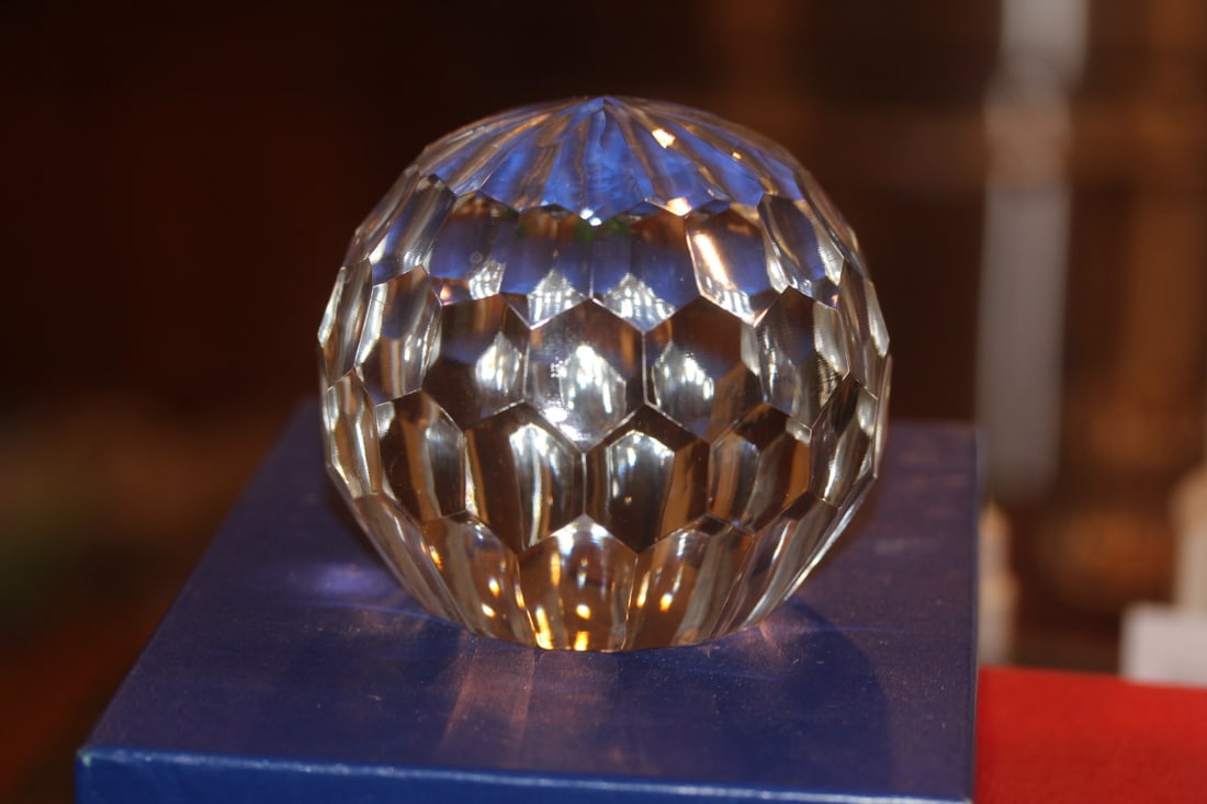 Facet Cut Crystal Paperweight: 3 1/2" in diameter