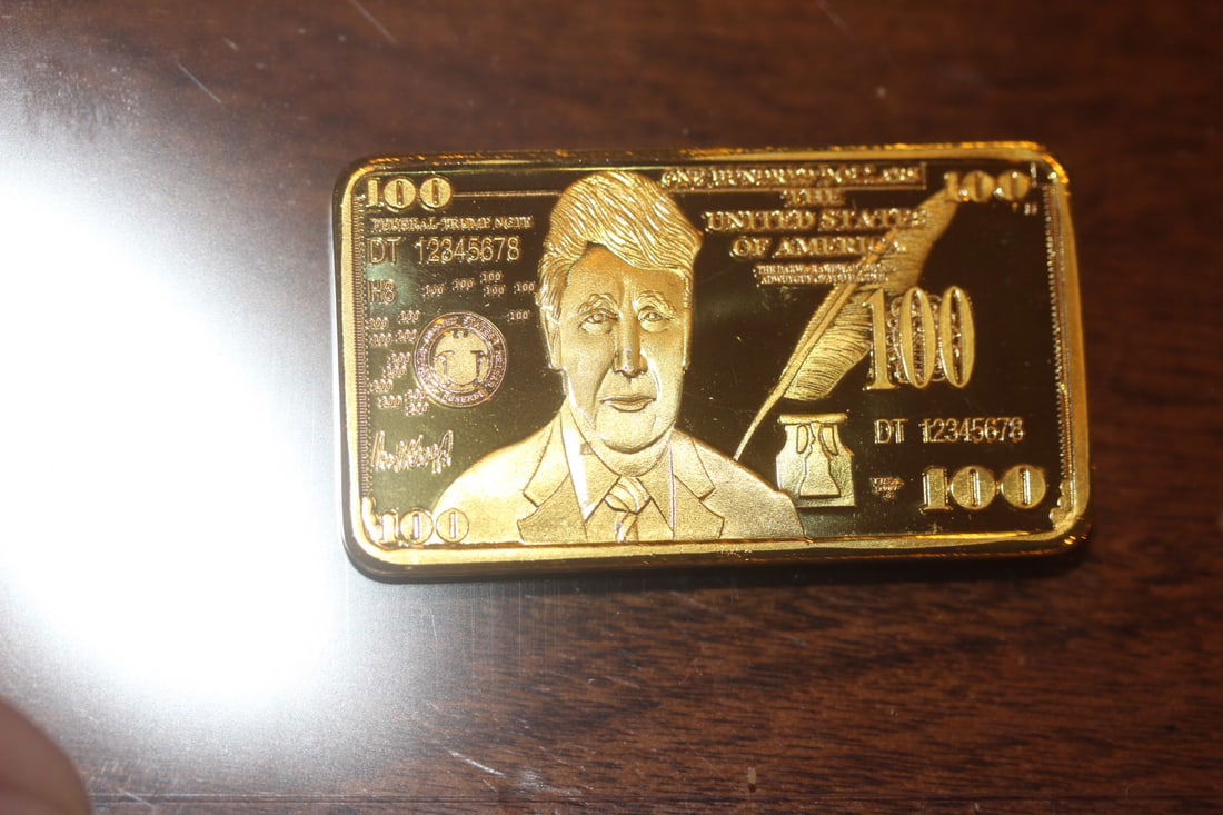 Commemorative Gold Plated President Trump Bar: clad