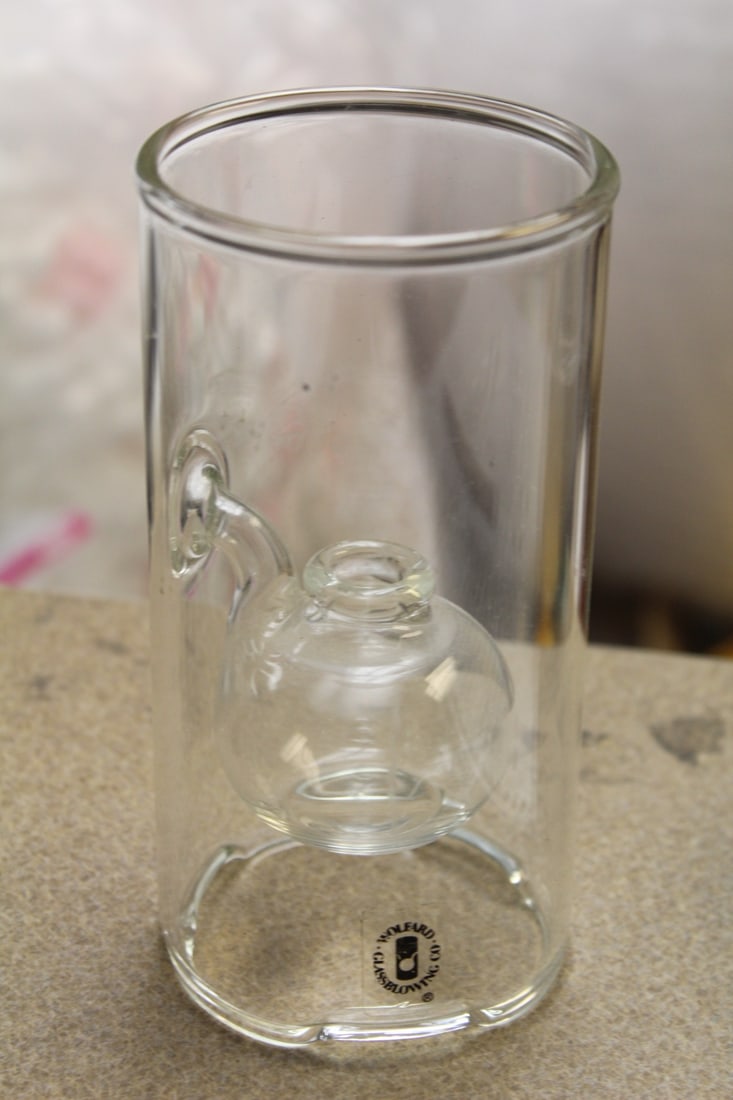 Wolfard Glass Oil Lamp: 6" tall