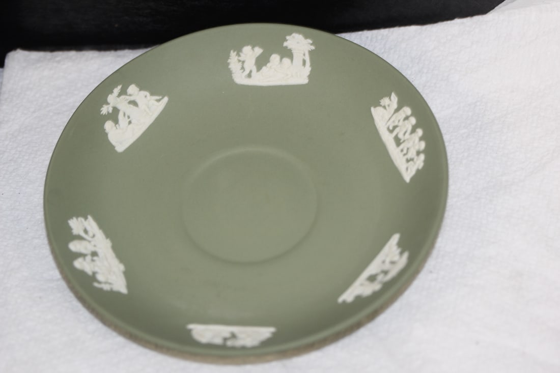 Wedgwood Jasperware Saucer: 5 1/2" in diameter
