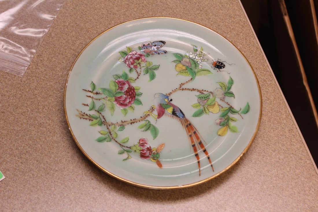 Chinese Celadon Plate: 21st century - rare pattern - 8" in diameter
