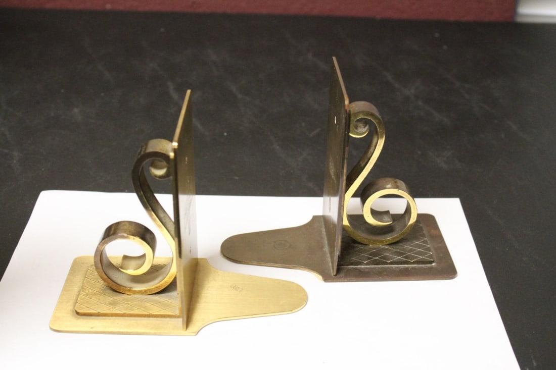 A Pair of Mid Century Modern Bookends: possibly steel - 1960's? - 4 1/2" tall