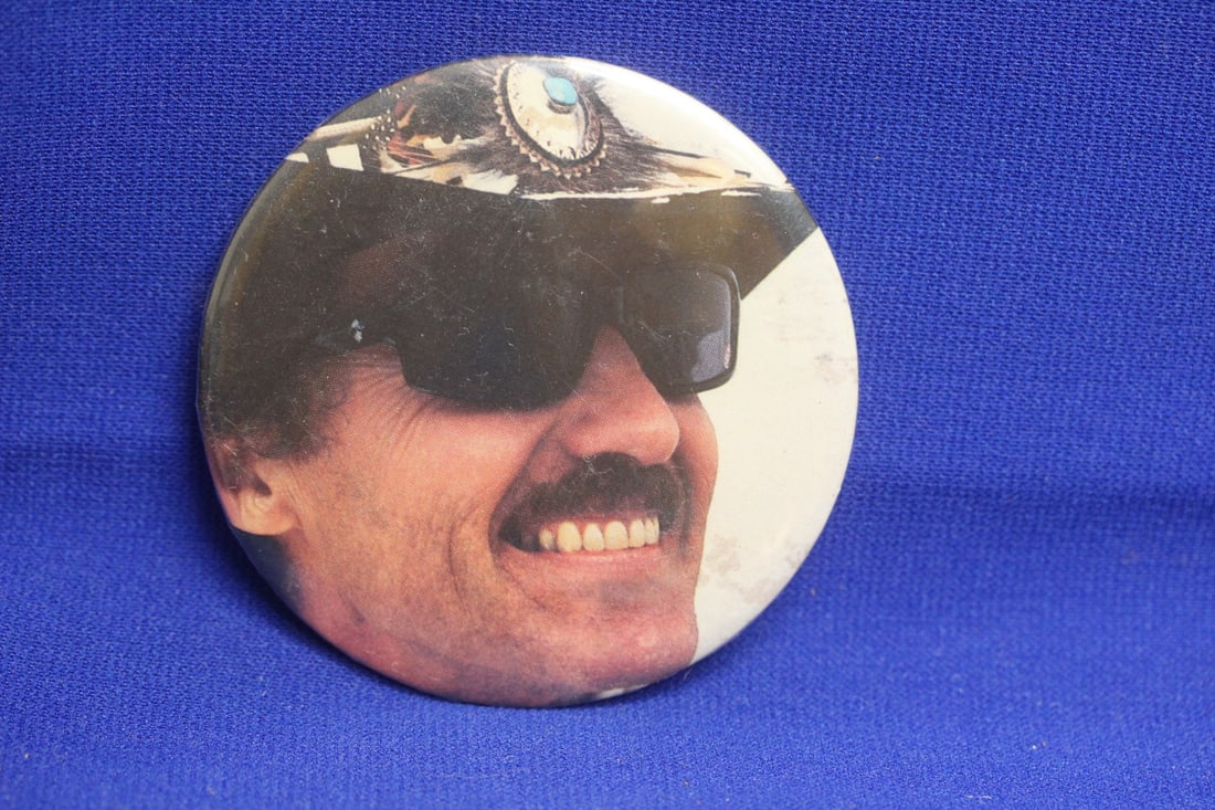 Richard Petty Pin Button: 3" in diameter