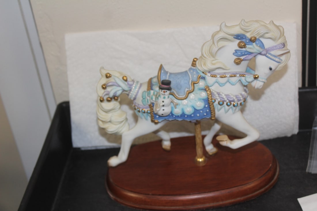 Lenox Carousel Porcelain Horse: 7 3/4" x 9 3/4" tall