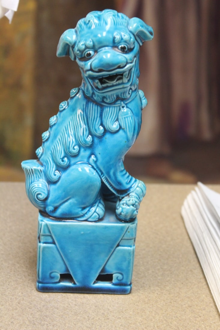 Vintage Chinese Ceramic Turquoise Foo Lion: 8 1/2" tall