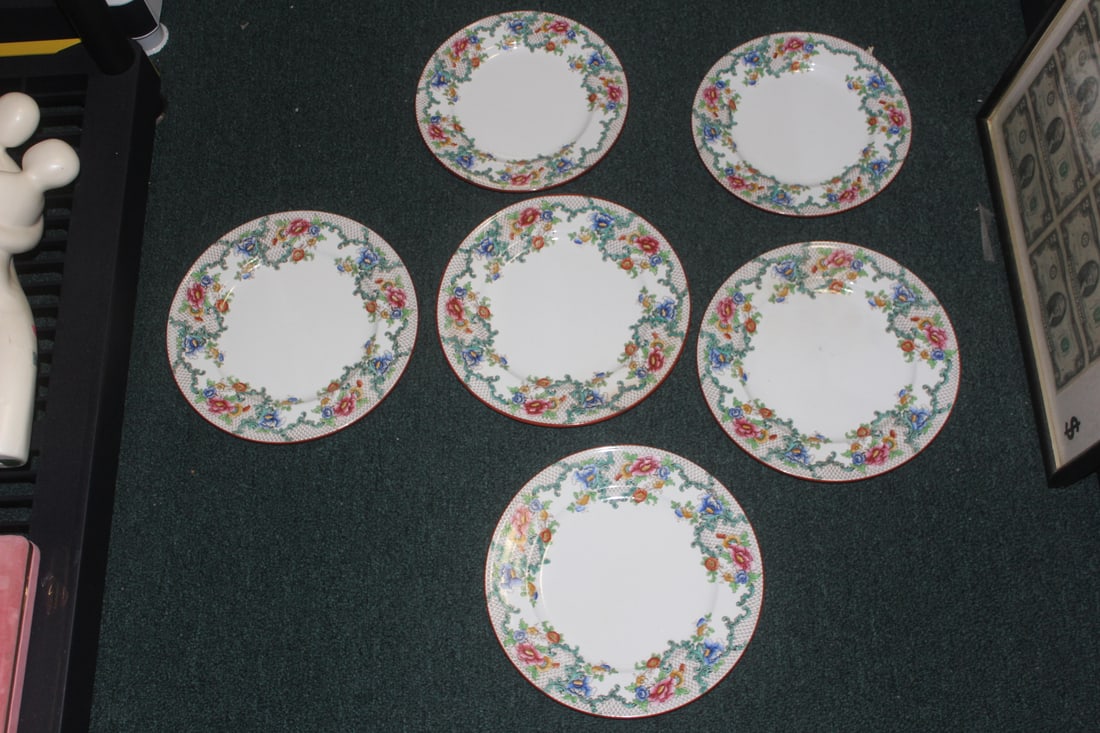 England Cauldon Ceramic Plates: 4 dinner and 2 luncheon plates - total of 6 plates - largest is 10 1/2" in diameter