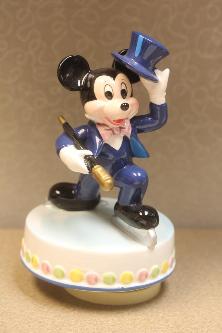 Schmid skate mouse music box: ceramic, Disney, 7 5/8" tall