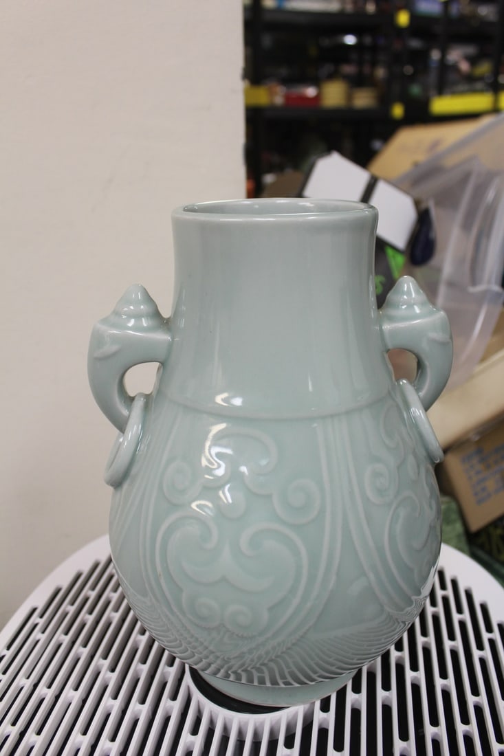 Chinese Celadon Elephant Vase: 2 handles gu shape vase or urn - decorative piece - 10 1/4" tall