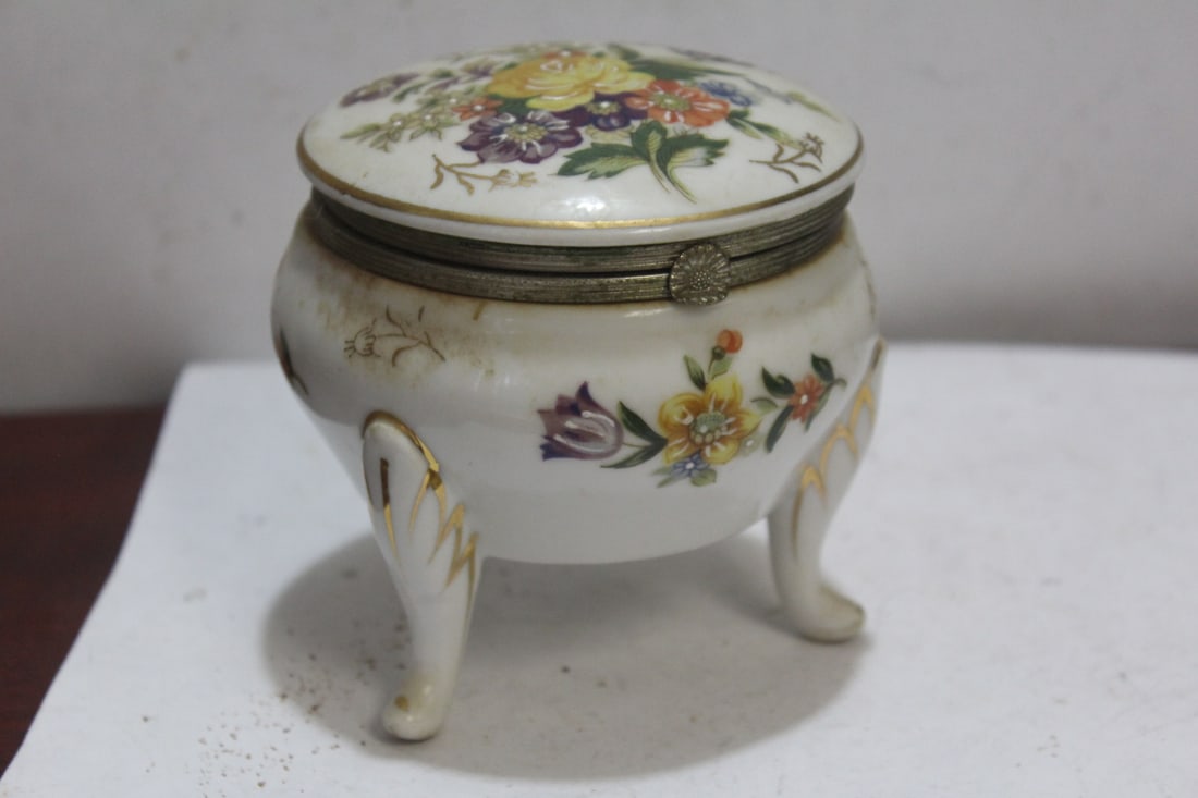A 3-Footed Ceramic Box: approximately 4" wide and 4 1/2" tall