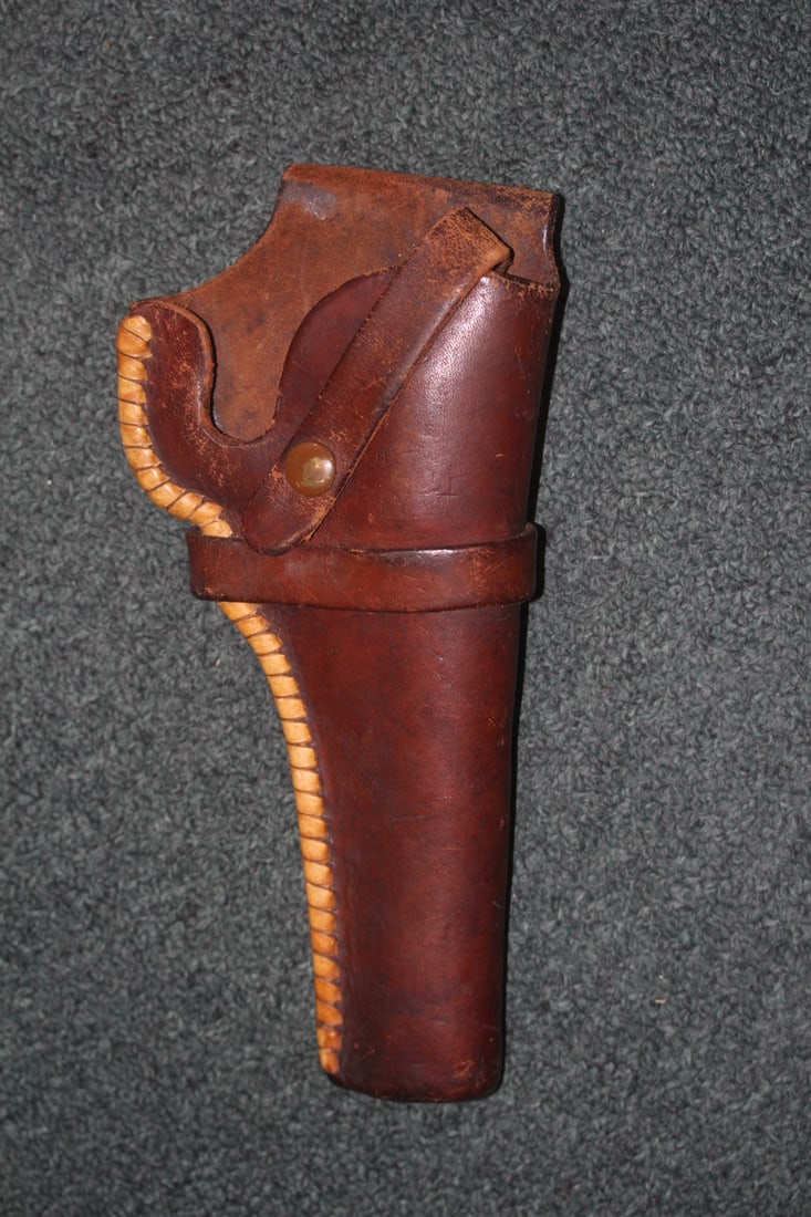 HH Heister Leather Gun Holster: 10 1/8" across