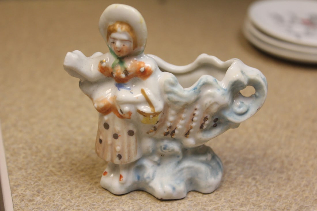 Small Japanese Ceramic Planter: 3 inches across