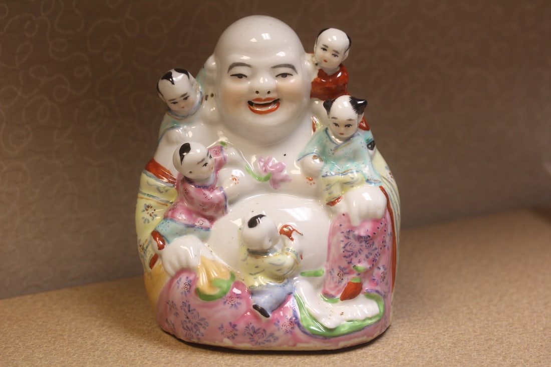 Vintage Chinese Ceramic Buddha: with kids - 6 1/2" tall