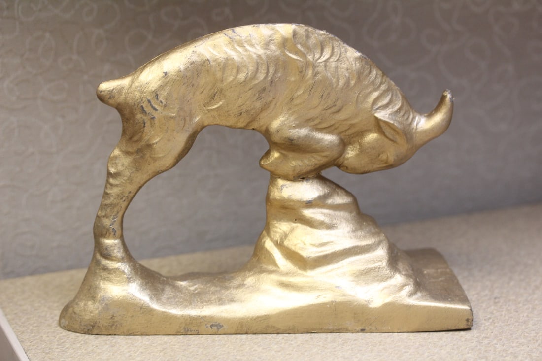 Art Deco Era of a Lamb: 7" across