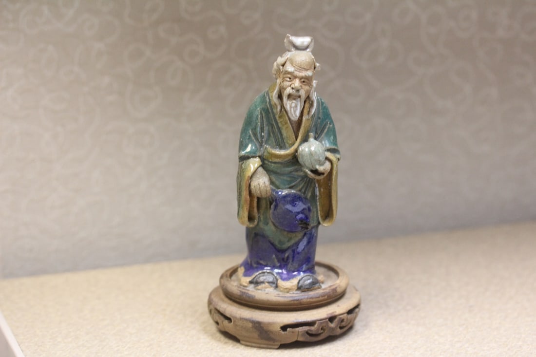 Vintage Chinese Mudman: 5 3/4" tall