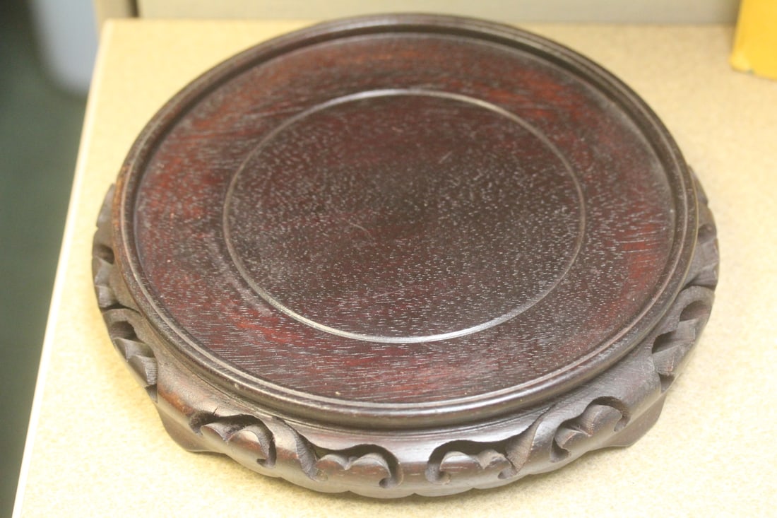 Large Carved Chinese Wooden Vase Stand: inside diameter= 7 3/8"
