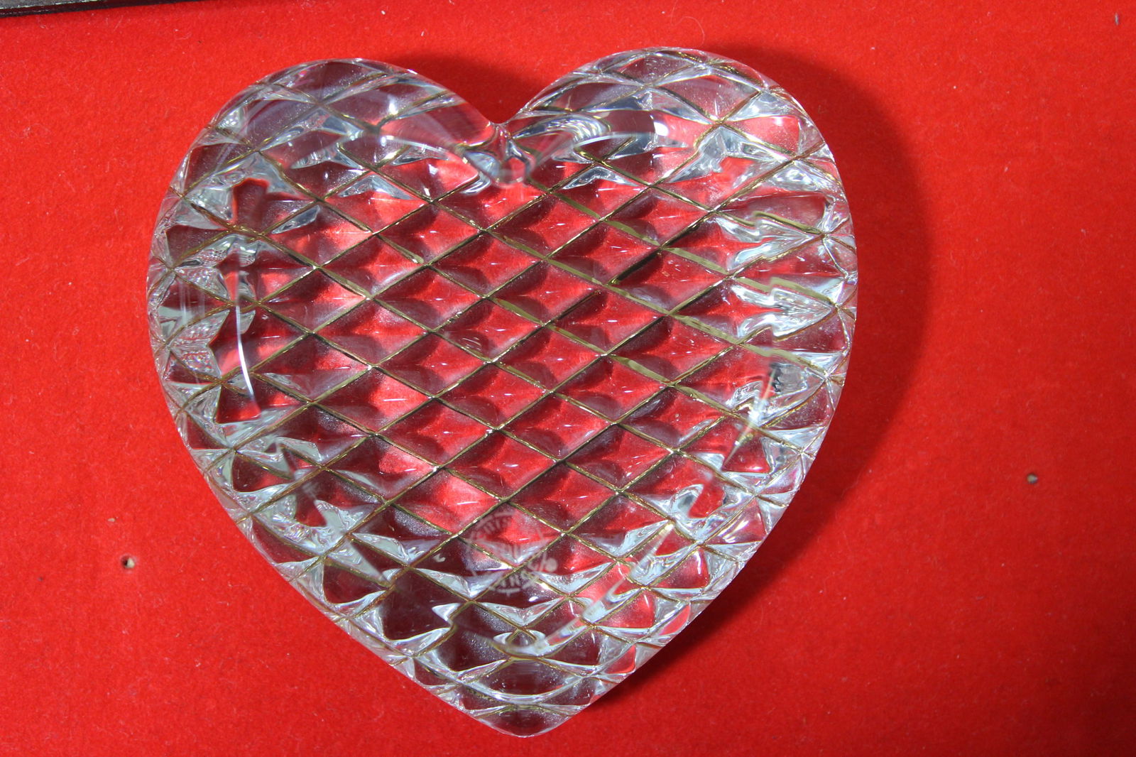 A Heart Shape Paperweight - 3