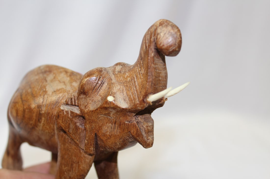 Lot of 2 Elephants - 7