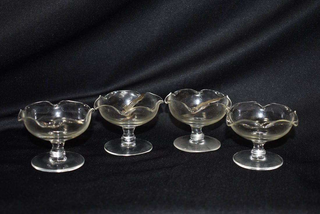 Set of 4 Salt? Container: with sterling silver spoons - 2 1/2" in diameter