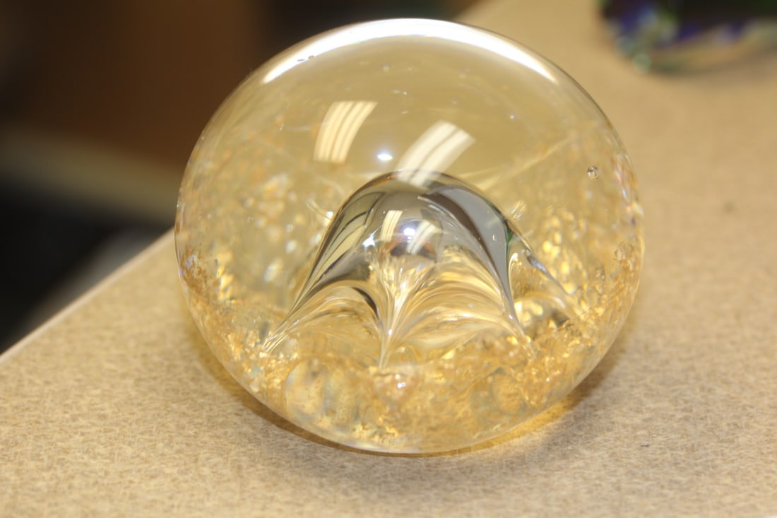 Crystal Paperweight: or artglass - 3 3/4" in diameter