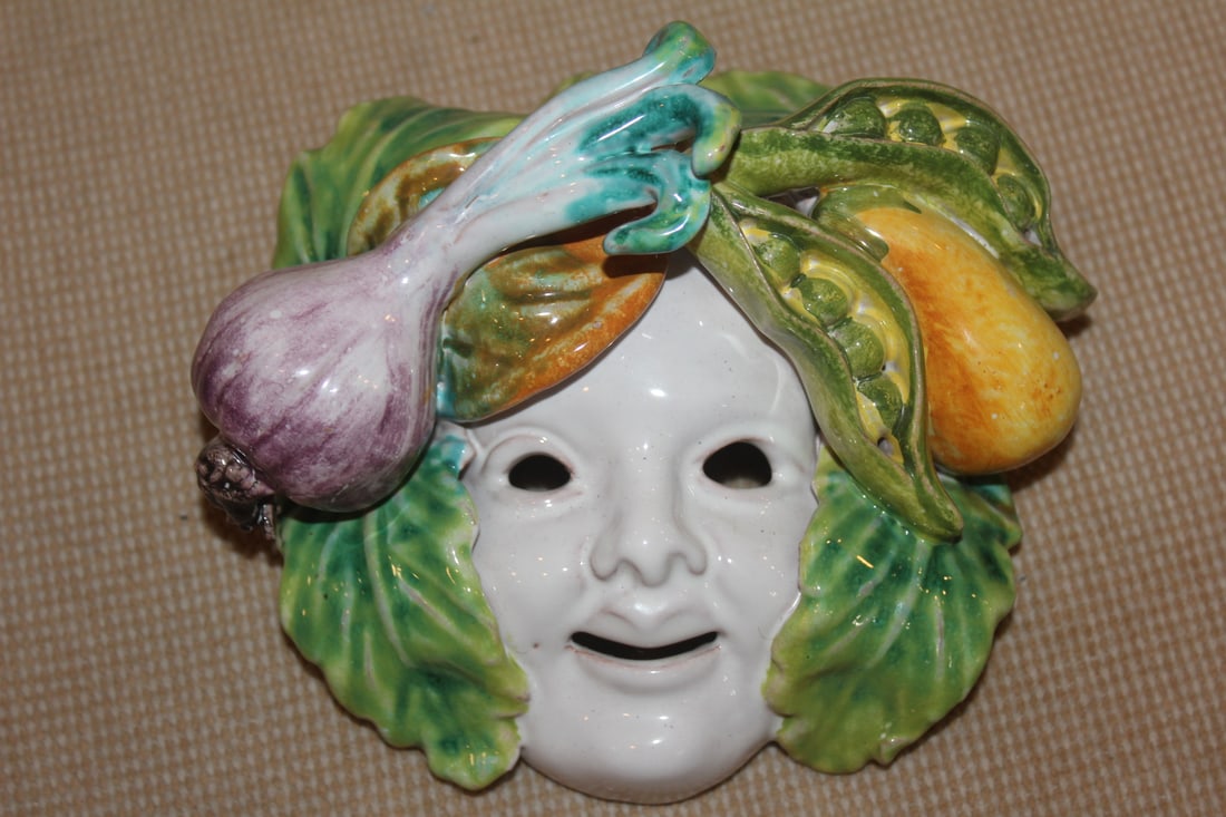 Decorative Clay Mask: 5 3/4" across