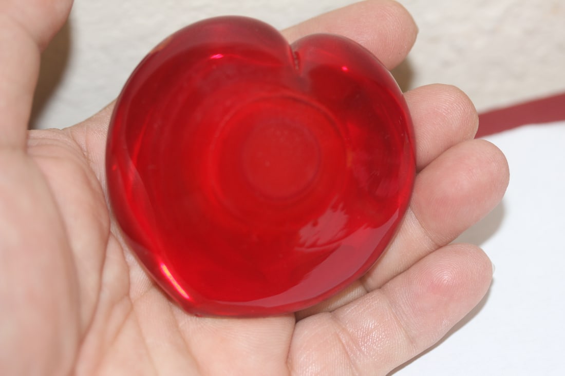 Red Heart Shape Paperweight - 3