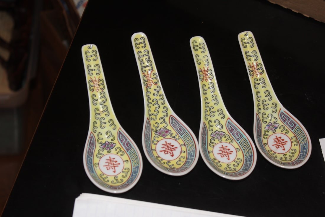 Set of 4 Vintage Chinese Porcelain Spoons: soup spoons - 5 1/4" long each