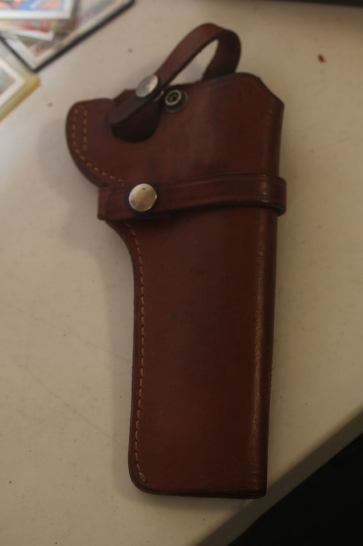 Smith Wesson Leather Gun Holster: 8 3/4" long