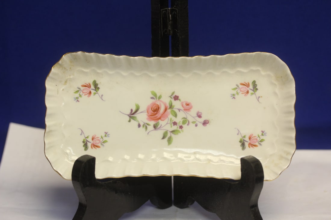 Royal Adderley Butter Tray: 6 7/8" across