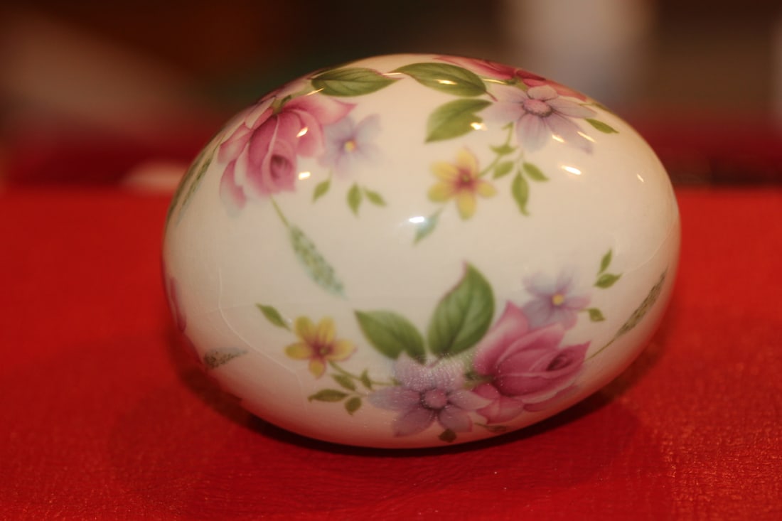 The Egg Lady Ceramic Egg: 2 3/8" across