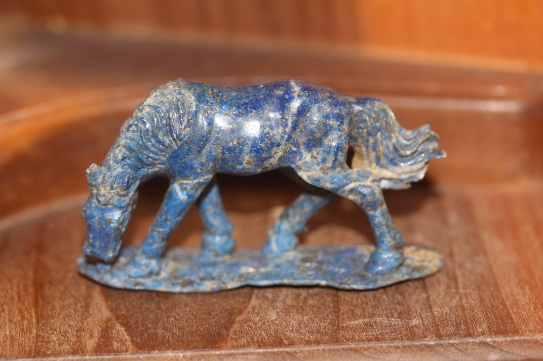 Lapis Lazuli Gemstone Horse: 3 3/8" across
